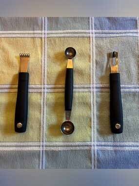 WÜSTHOF Garnishing Kit- Zester, Melon Baller & Channel Knife